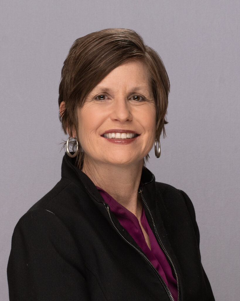 Colleen serves as legal advisor and human resources director on labor and employment matters including performance management, wage and hour laws, workers’ compensation, unemployment and other state agency claims, labor relations, employee benefits, employment agreements, policy related issues, organizational restructuring, FMLA and PFL matters,defense of NYSDHR, EEOC and DOL charges.