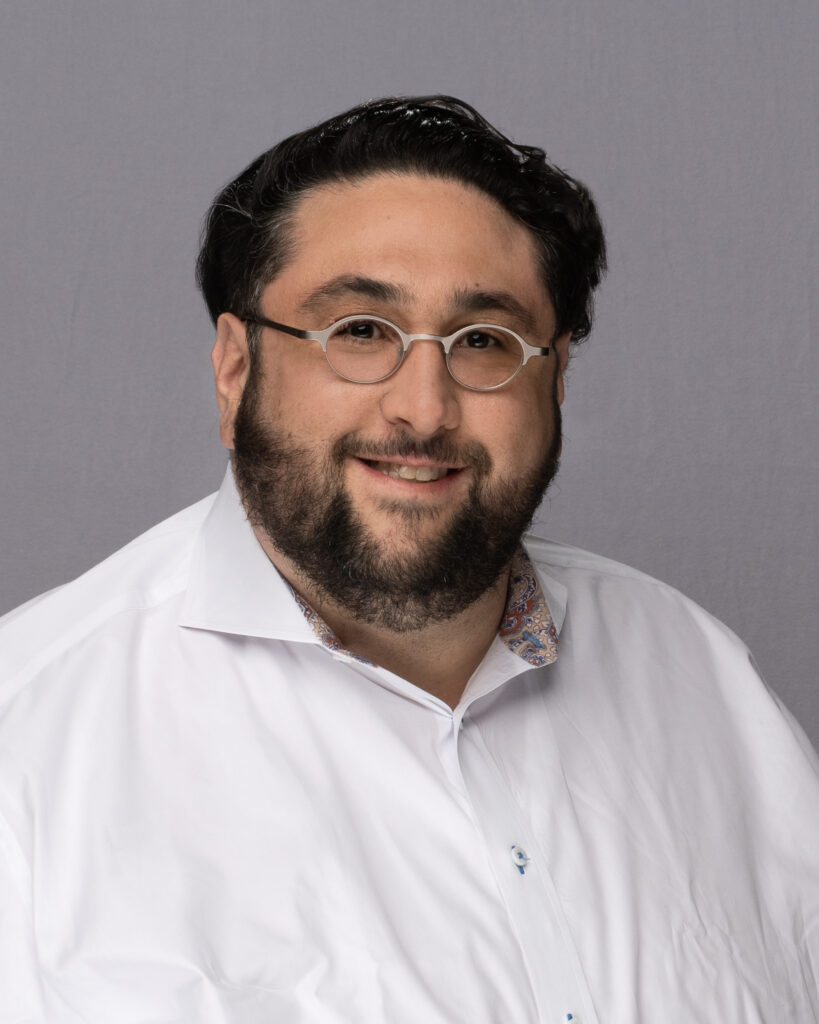 Edward oversees the operation of 13 skilled nursing and rehabilitation facilities with an enterprise-wide staff that numbers more than 3,000.